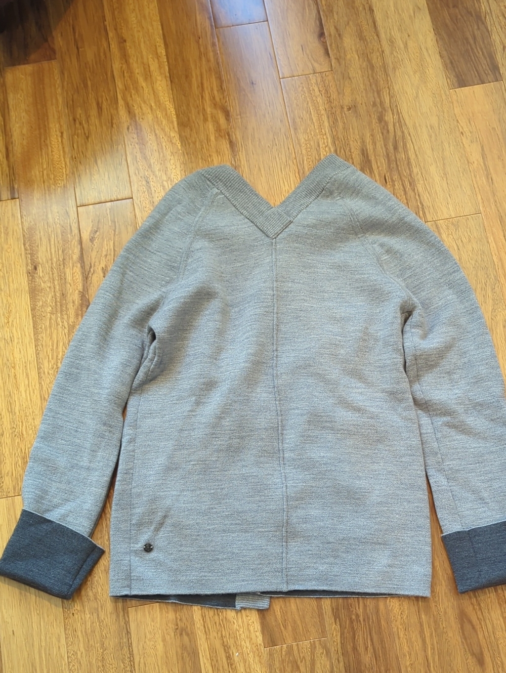 Lululemon Reverse Me Wrap In Heathered grey Size 2 - Picture 4 of 5